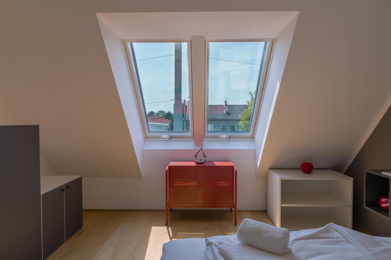 Maureen Lovely 2 Bedroom Unit With Community Pool Wien Eksteriør bilde