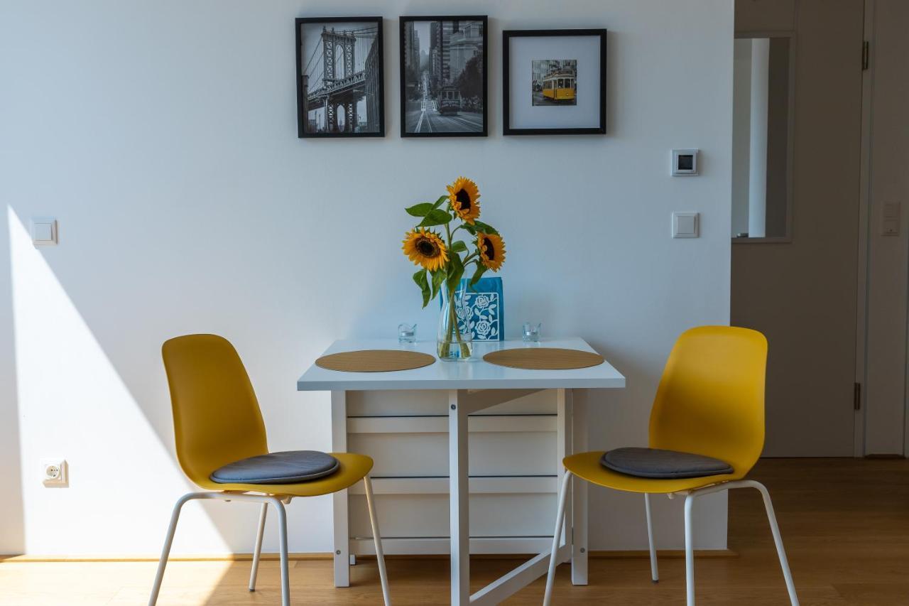 Maureen Lovely 2 Bedroom Unit With Community Pool Wien Eksteriør bilde